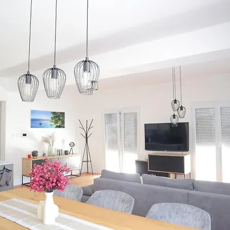 Dream Tribunj Διαμέρισμα *